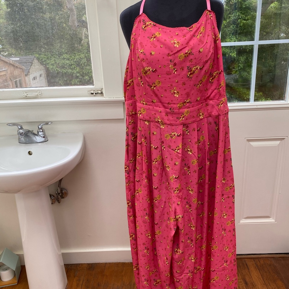 Culotte floral print jumpsuit. New with tags XL/16